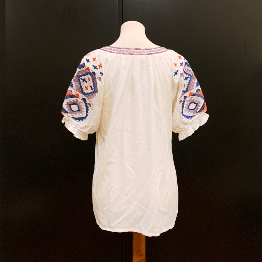 Luna Moon | Embroidered Tunic Blouse | NWT - Picture 3 of 5